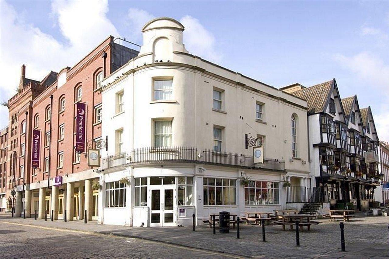 Premier Inn Bristol City Centre King Street Buitenkant foto